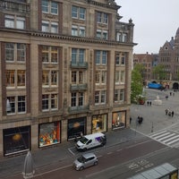 Das Foto wurde bei Hotel Amsterdam De Roode Leeuw von Antonio B. am 5/21/2019 aufgenommen