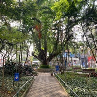 Photo taken at Praça Vilaboim by Sandro S. on 10/7/2023