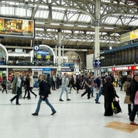 Photo taken at London Victoria Railway Station (VIC) by Ta A. on 9/26/2016