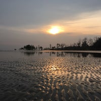 Kg Batu Laut Beach In Batu Laut