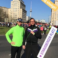 Photo taken at Berliner Halbmarathon by Heinrich B. on 4/8/2018
