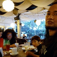 Photo taken at Resep Moyang Cafe &amp;amp; Resto by Dede SP on 8/18/2014