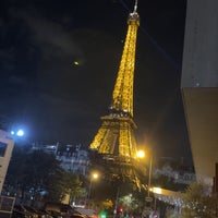 Photo taken at Hôtel Mercure Paris Centre Tour Eiffel by Essam A. on 9/14/2023