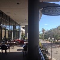 12/20/2013에 Therapy Brew Bar &amp;amp; Wine Lounge님이 Therapy Brew Bar &amp;amp; Wine Lounge에서 찍은 사진