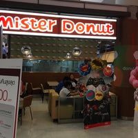 Photo taken at Mister Donut by Bert P. on 4/26/2016