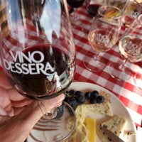 Foto tirada no(a) Vino Dessera Vineyards por Esra em 10/9/2022