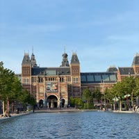 Photo taken at Museumplein vijver by Remco T. on 5/31/2020