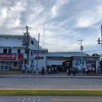 Photo taken at Central de Autobuses ADO Tulum by David A. on 7/16/2018