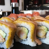 Foto tirada no(a) Sushi Co por David A. em 11/24/2016