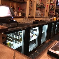4/20/2018 tarihinde Brian M.ziyaretçi tarafından The Vine - Martini &amp;amp; Wine Bar'de çekilen fotoğraf