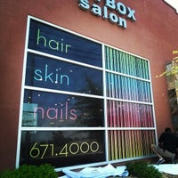 รูปภาพถ่ายที่ HOTBOX salon + spa โดย Shauna H. เมื่อ 6/3/2013