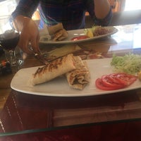 Foto scattata a Mehmet Emin Ciğer &amp;amp; Kebap da Serpil B. il 10/14/2016