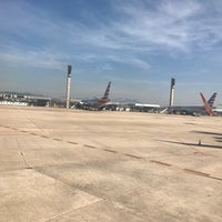 Photo taken at Pátio das Aeronaves TPS1 by Felipe A. on 5/11/2018