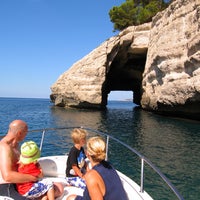 Foto diambil di Menorca en Barco oleh Menorca en Barco pada 11/23/2013