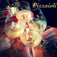 11/22/2013 tarihinde Pizzaioliziyaretçi tarafından Pizzaioli'de çekilen fotoğraf