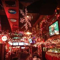 12/19/2012 tarihinde Jocelyn M.ziyaretçi tarafından Pour House Bar &amp;amp; Grill'de çekilen fotoğraf