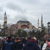 Foto scattata a Basilica di Santa Sofia da Ahmetcan E. il 2/15/2015