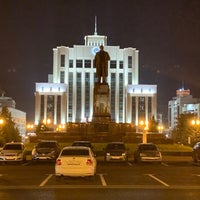 Photo taken at Памятник В.И. Ленину by Антон К. on 8/29/2021