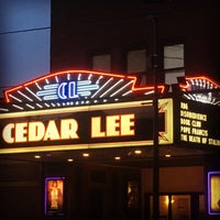 5/30/2018 tarihinde Jen C.ziyaretçi tarafından Cedar Lee Theatre'de çekilen fotoğraf
