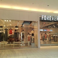 Forever 21 - Tienda de ropa en