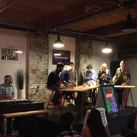 รูปภาพถ่ายที่ Impact Hub Philly โดย Kade H. เมื่อ 10/14/2015