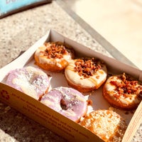 Photo taken at Duck Donuts by louixa on 9/28/2018