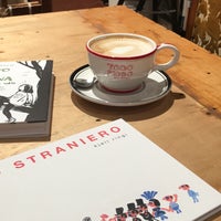 Photo taken at Todo Modo - libreria caffè teatro by Jaclyn H. on 11/29/2018
