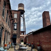 6/10/2022にDebbra R.がCorsair Distillery &amp;amp; Taproomで撮った写真