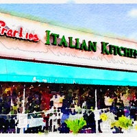 Снимок сделан в Frankie&amp;#39;s Italian Kitchen пользователем Jeff T. 4/12/2014