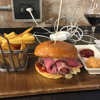Photo taken at The Burger Federation Rome by Kim G. on 10/26/2019