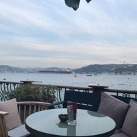 Photo taken at Bebek Bar by Ayl@ on 12/20/2019