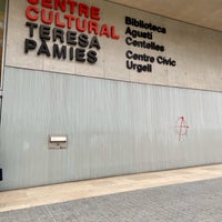 Foto diambil di Centre Cívic Urgell oleh F.O.C. F. pada 12/30/2019