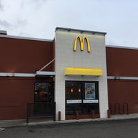 Photo taken at McDonald&amp;#39;s by Michael Walsh A. on 3/30/2018