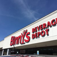 Photo taken at Binny&amp;#39;s Beverage Depot by Michael Walsh A. on 3/21/2018