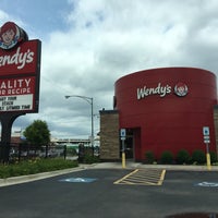 Photo taken at Wendy’s by Michael Walsh A. on 6/29/2017