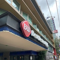 Снимок сделан в Best Western Plus Sands пользователем Julian Y. 9/21/2019