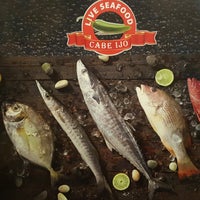 Photo taken at Cabe Ijo Live Seafood by Linda S. on 9/15/2016