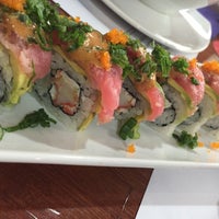 Photo taken at Sushi itto by Sell D. on 6/28/2015