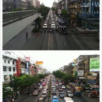 Photo taken at ร้านผลไม้ปากซอยลาดพร้าว101 by 🙇อาณาจักร โ. on 10/4/2012