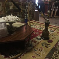 Das Foto wurde bei Meşk Cafe&amp;amp;Restaurant von Hakan A. am 7/28/2017 aufgenommen