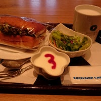 Photo taken at EXCELSIOR CAFFÉ by kakuit on 2/14/2017