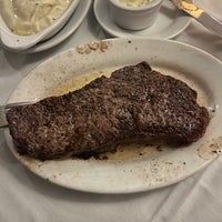 Das Foto wurde bei Ruth&amp;#39;s Chris Steak House - Columbia von Unni P. am 6/26/2022 aufgenommen