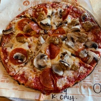 9/1/2019 tarihinde Lucy A.ziyaretçi tarafından Blaze Pizza'de çekilen fotoğraf