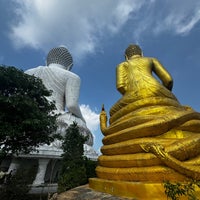 Foto diambil di The Big Buddha oleh Stepan F. pada 4/7/2024