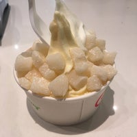 Photo taken at Pinkberry by Luciefer on 3/16/2018
