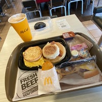 Photo taken at McDonald&amp;#39;s by alexander s. on 10/17/2019