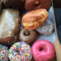 Foto tirada no(a) Original House of Donuts por Maringi L. em 9/9/2014