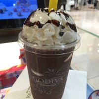 Fotos En ゴディバ ピオレ姫路ヤング館店 Tienda De Chocolates En 姫路市