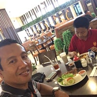 Photo taken at Celsius Cafe &amp;amp; Grill by Agung D. on 8/31/2018