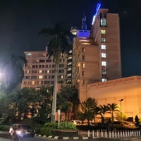 Review Lapangan Simpang Lima Semarang Indonesia